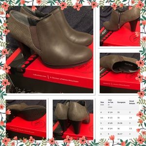 Rialto Posie Booties